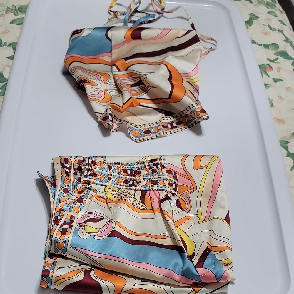 Colorful Swirl Patterned Two-Piece Hankerchief Top & Pants Set